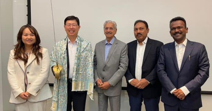 Foxconn Eyes Investment in Semiconductor and Consumer Electronics in Maharashtra Foxconn Eyes Investment in Semiconductor and Consumer Electronics in Maharashtra