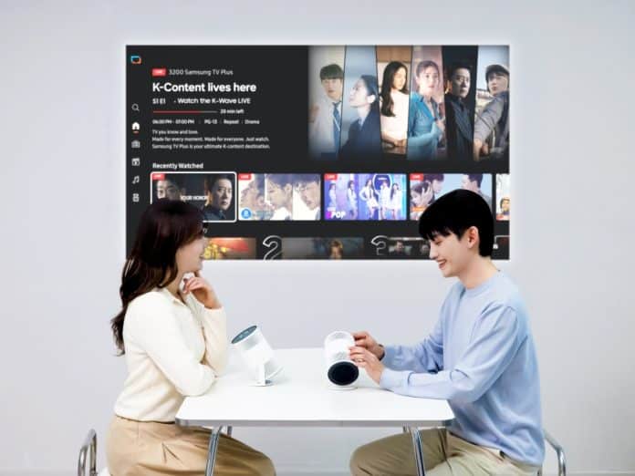 Samsung-TVs-and-Displays-Freestyle-Samsung-Unveils-The-Freestyle-Ahead-of-CES-2026_Main1